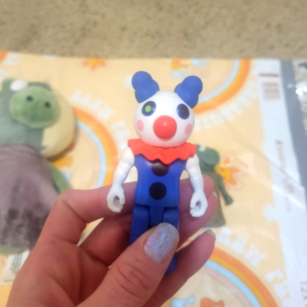 ROBLOX BUNDLE - Picture 3 of 4